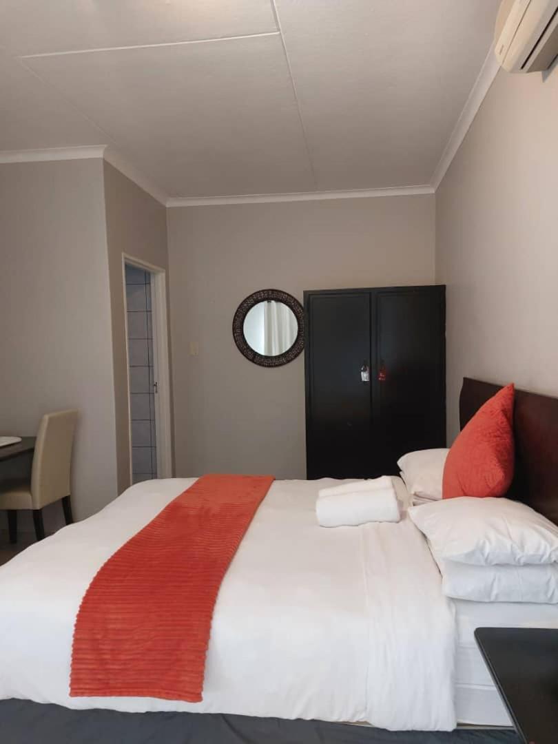 Ethithiya Boutique Guesthouse Windhoek Exterior foto